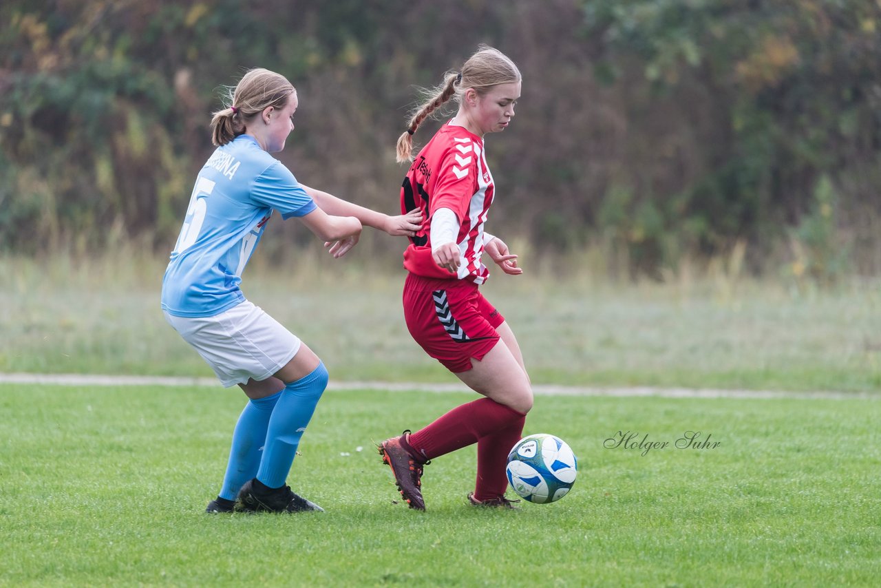 Bild 158 - wBJ TuS Tensfeld - SV Fortuna St. Juergen